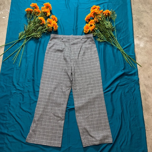 Pants - Picture 3 of 4